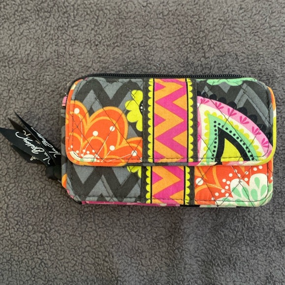 Vera Bradley Handbags - Vera Bradley Wallet with storage